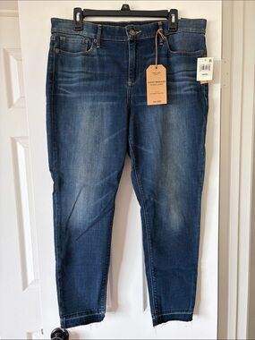 Lucky Brand Dark Blue Ankle Crop Jeans